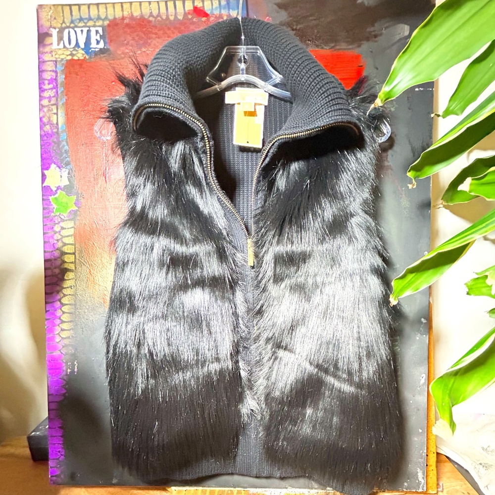 Faux Fur Sweater vest